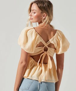 ASTR the Label Pleated Back Cutout Bubble Sleeve Top