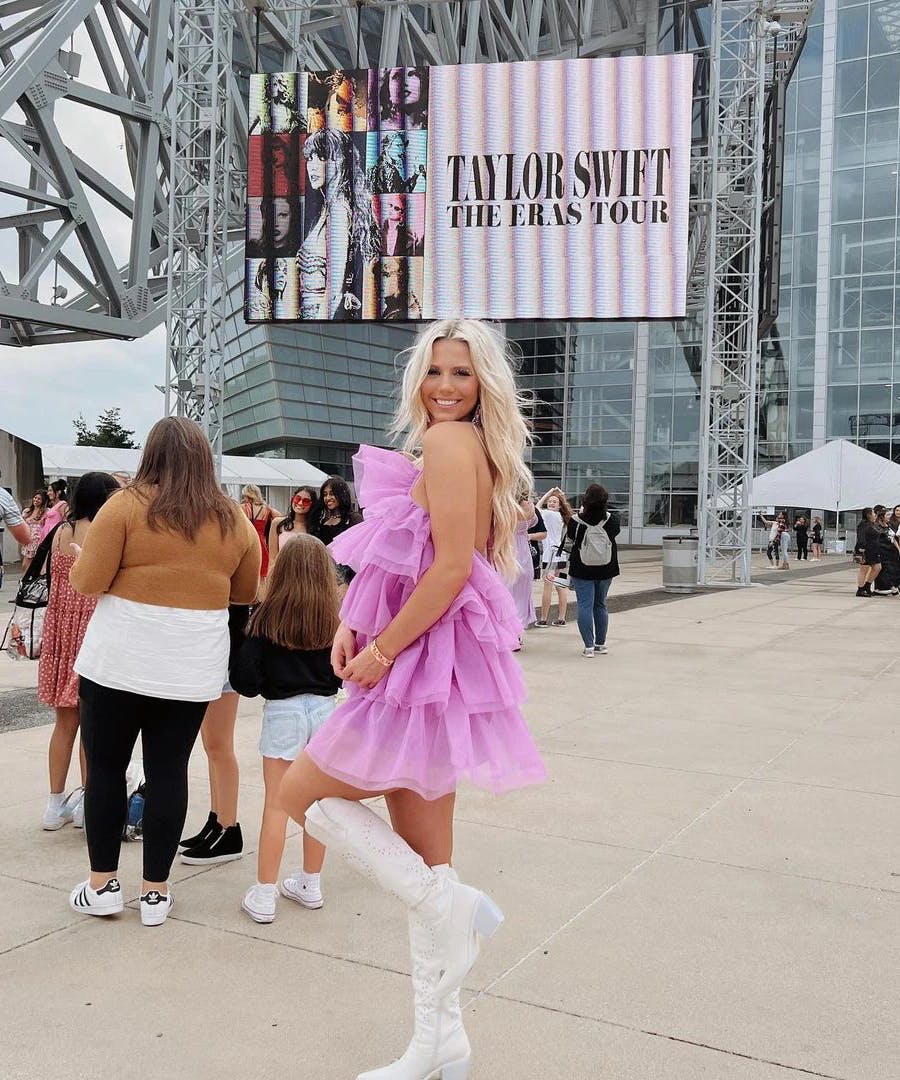 25 Of The Best Outfits From Fans At The Taylor Swift's Eras Tour