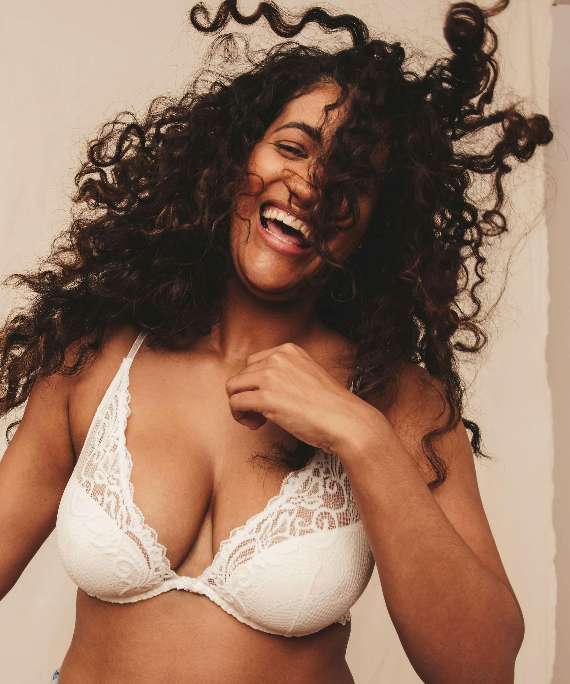 Our Curvy T-shirt bras are thoughtfully made in inclusive sizes of 32DD -  44F, making it the perfect every day wear bra. It provides fine…