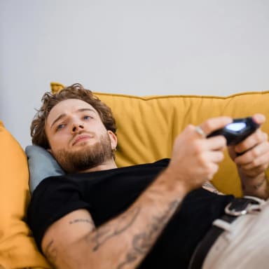 Is Your Man A Gamer? Here Are 6 Things You Need To Know